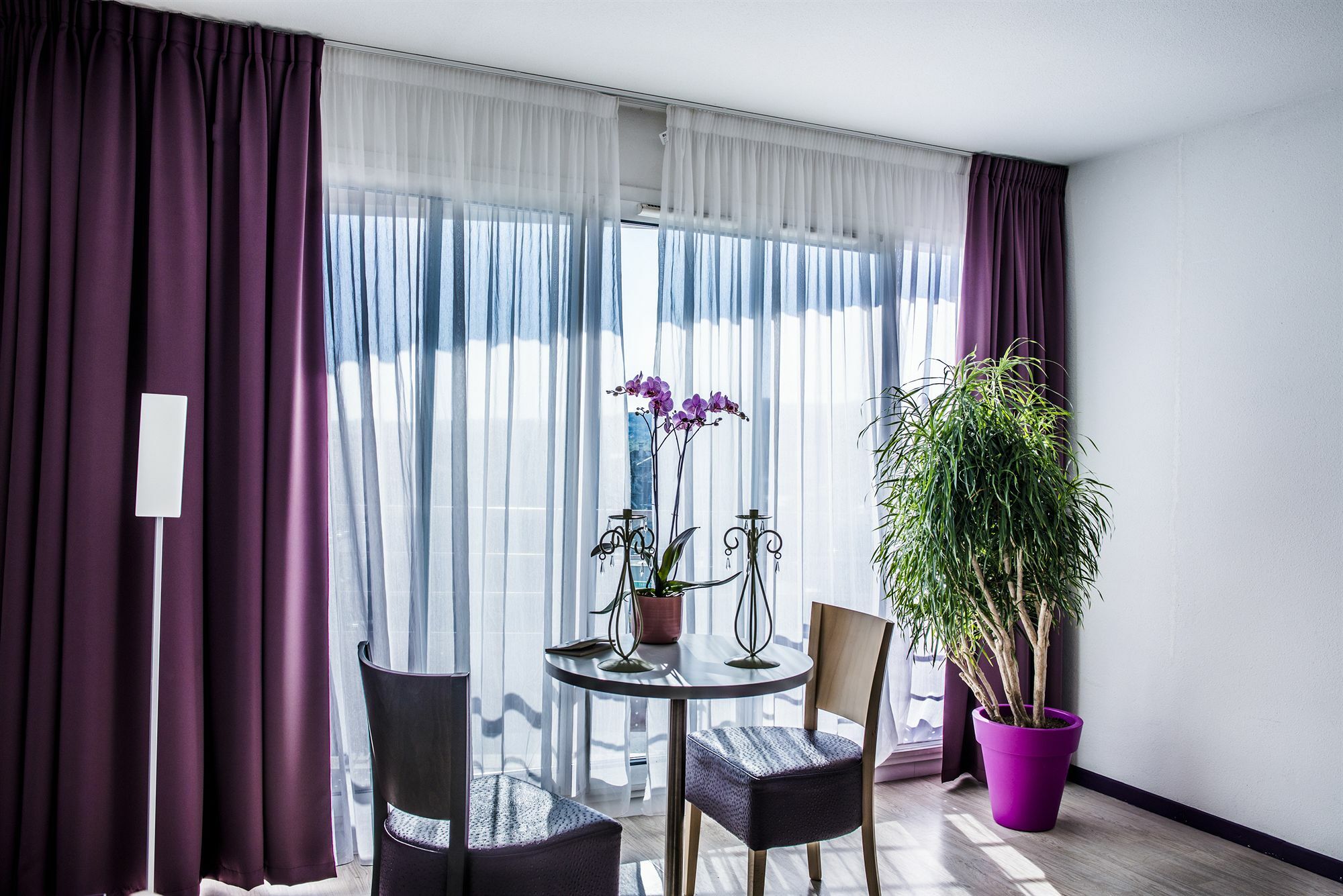 - La Closeraie Aparthotel Lourdes